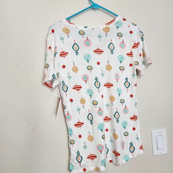 Celebrate Together Tshirt Women Size Small Stretch  Vneck - Picture 9 of 9